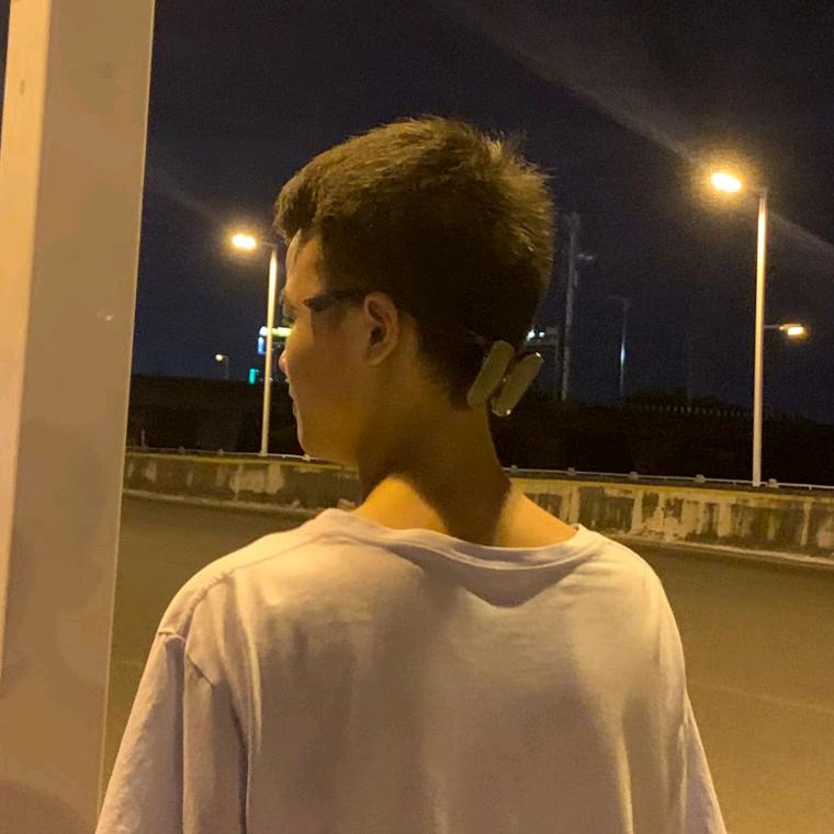 忆鑫
