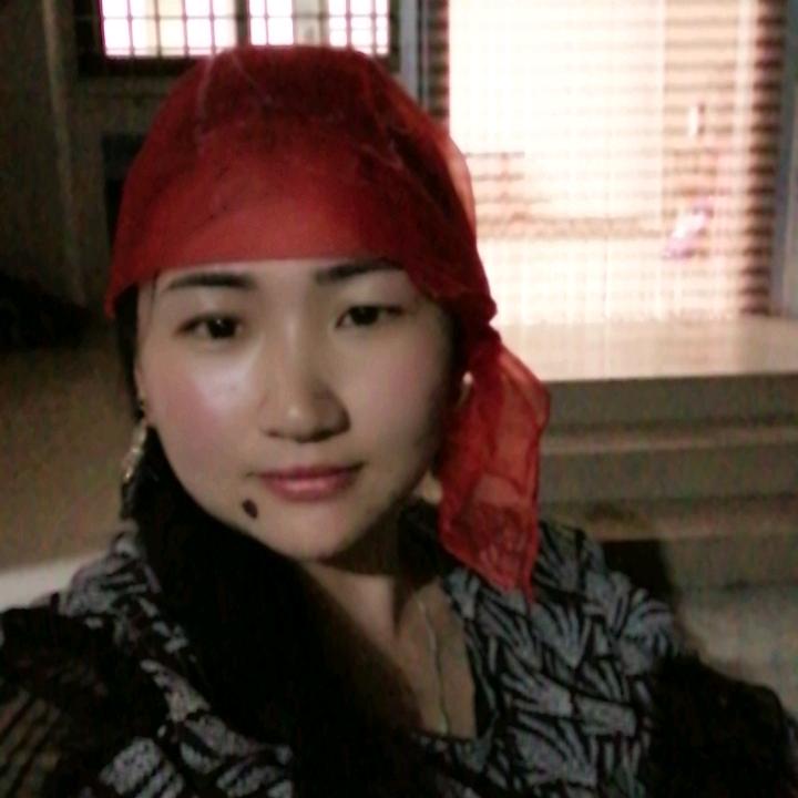 芦沟熤杰农家牛肉馆，啊娇