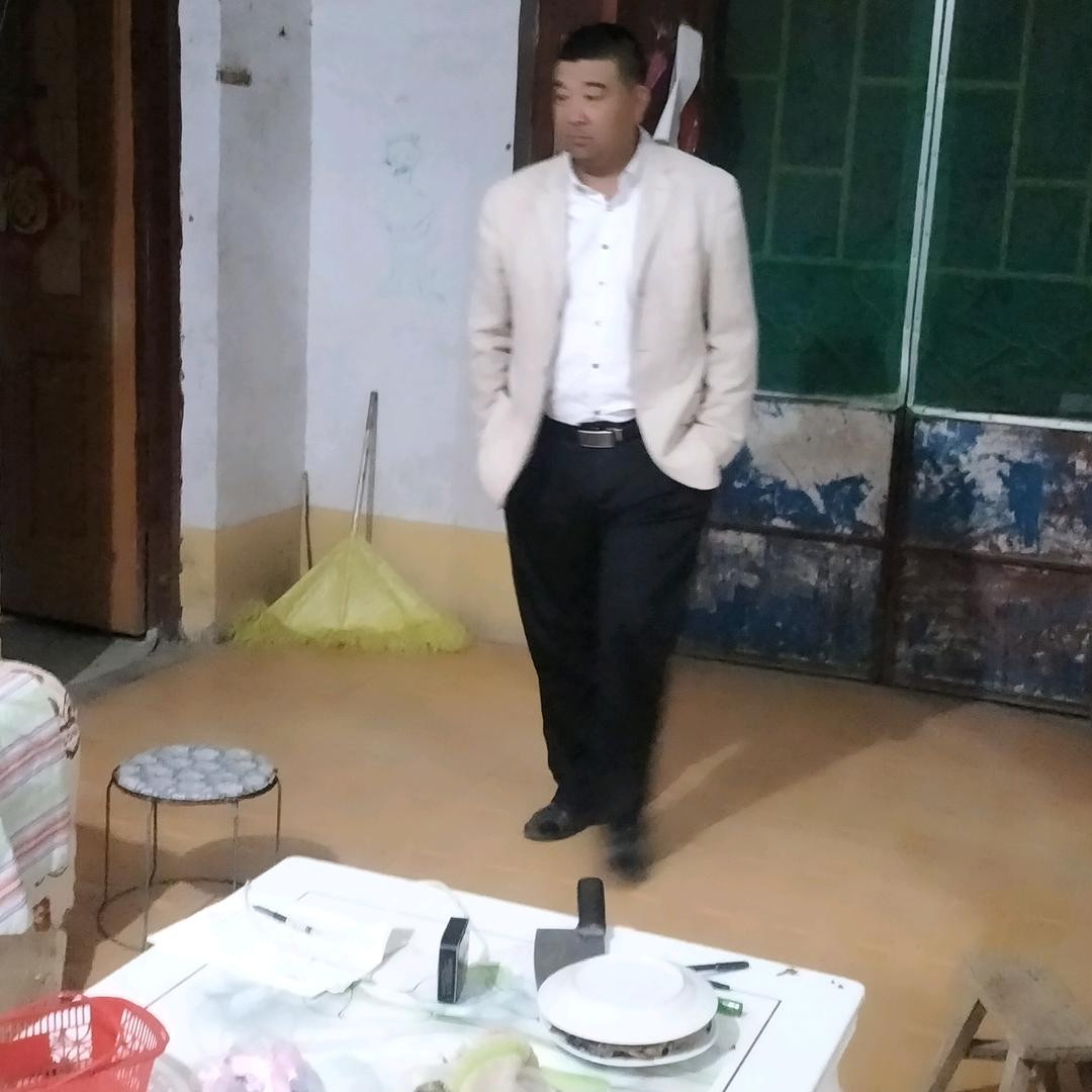 英雄，，，。
