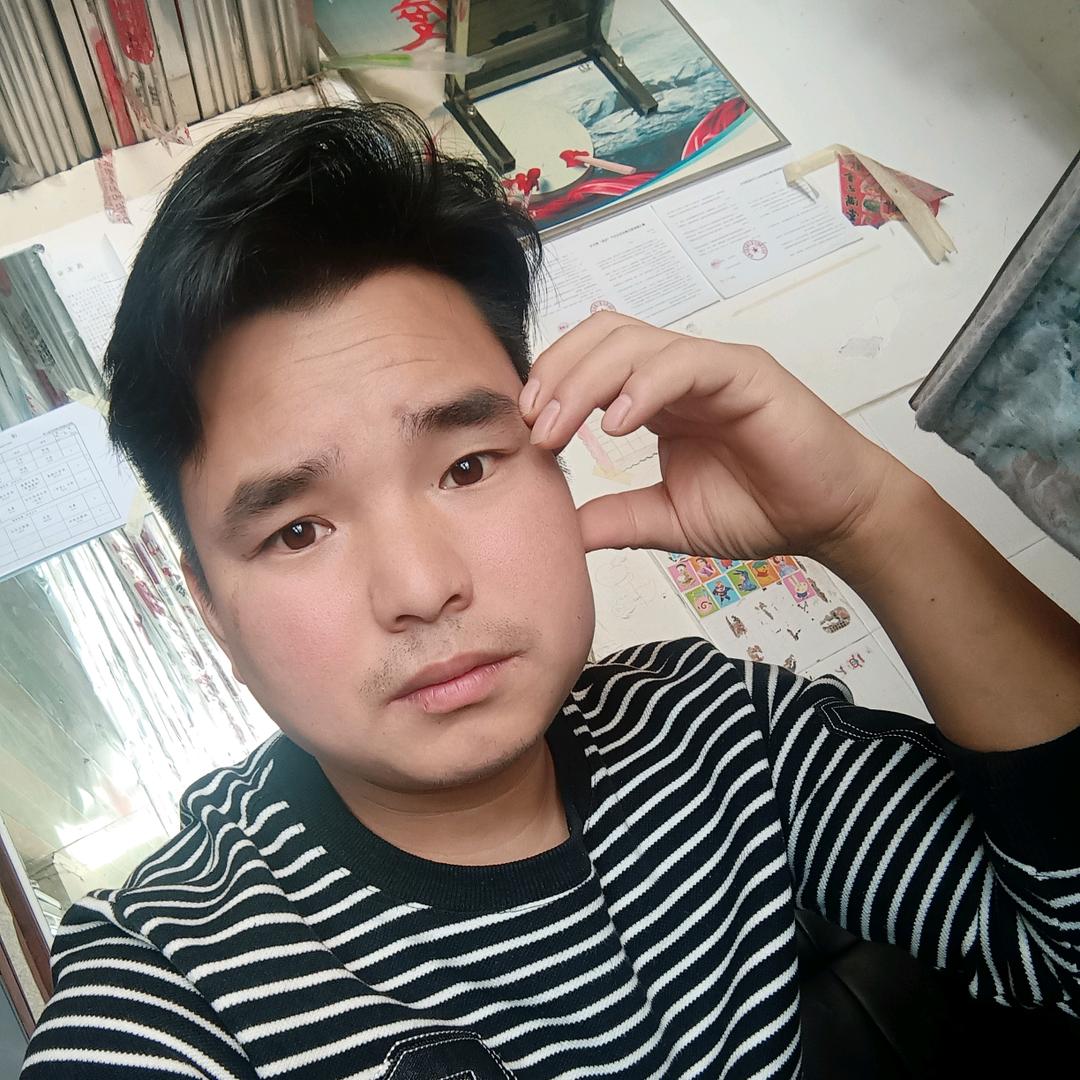 诚信装潢 不锈钢，铝合金。