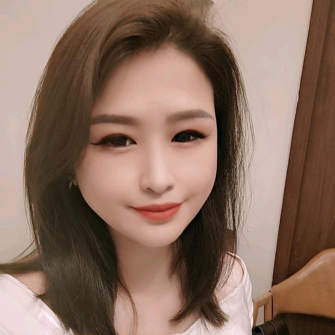 盼盼  😁