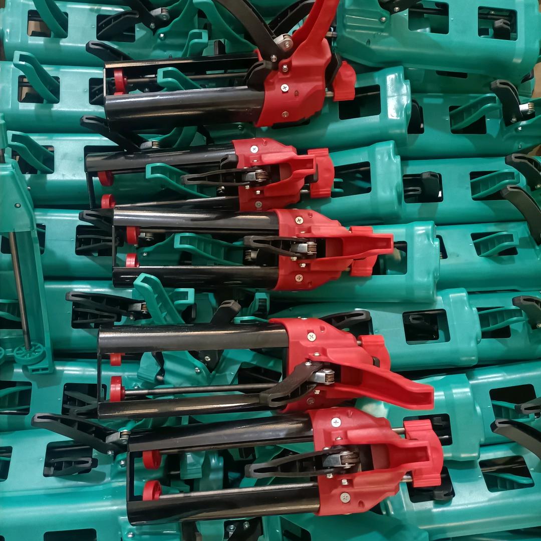 荣诚塑料制品厂<注塑模具﹥