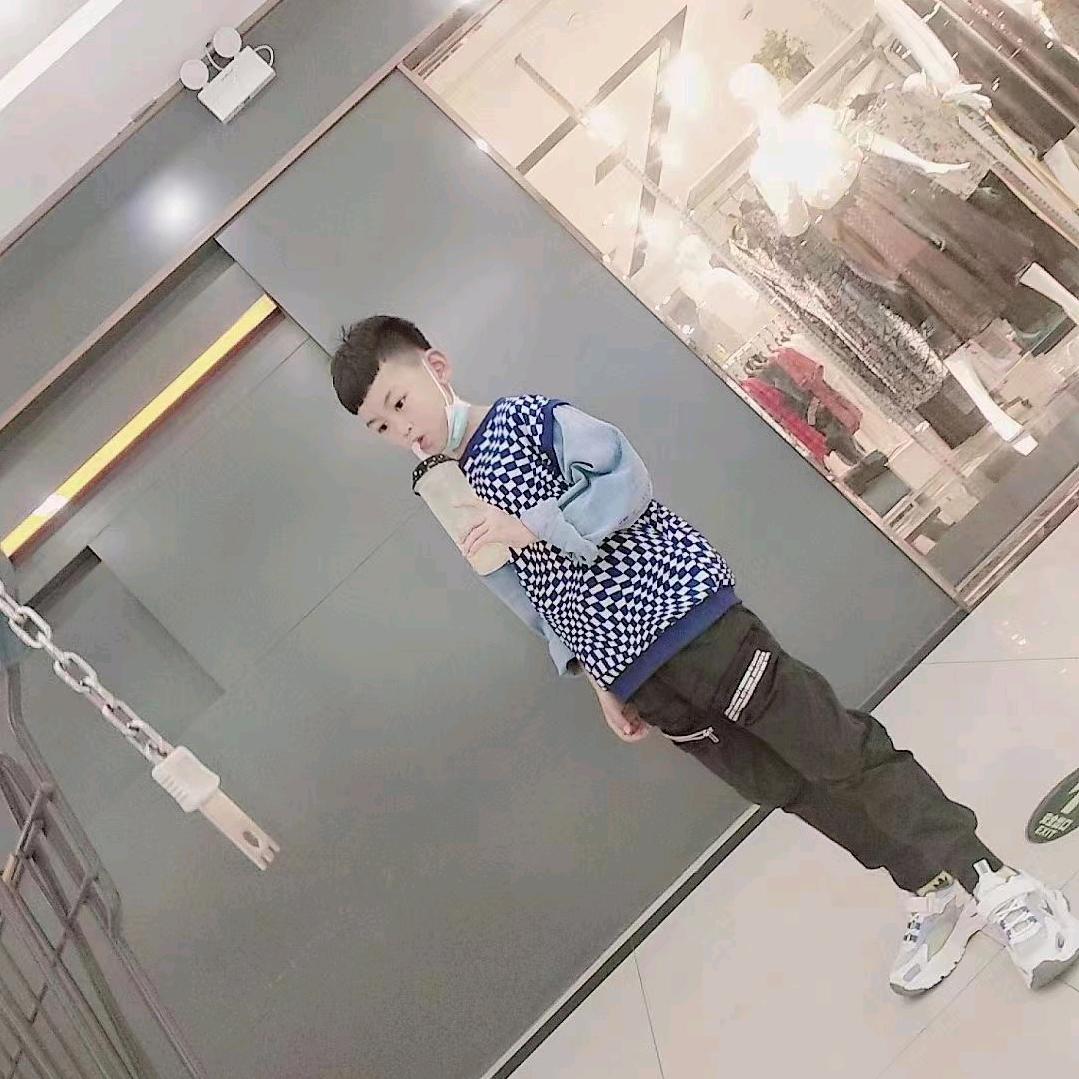 🇨🇳      老六
