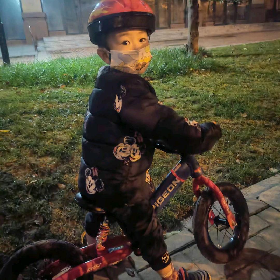 乐乐