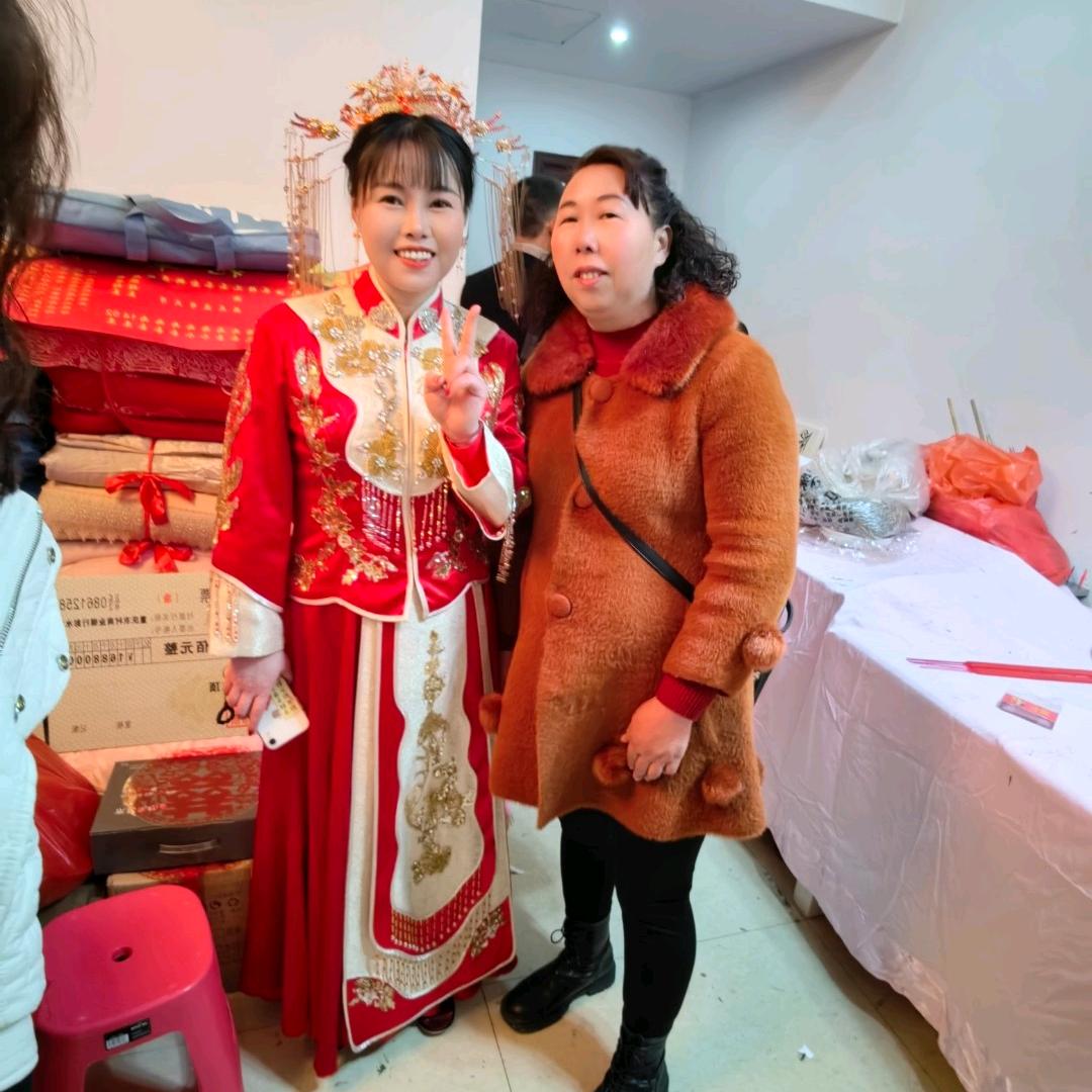 何姐。🌹
