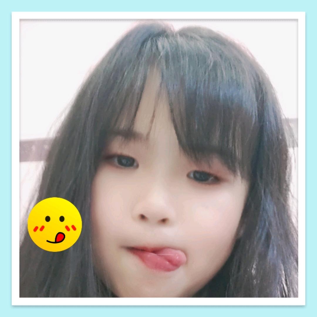 女