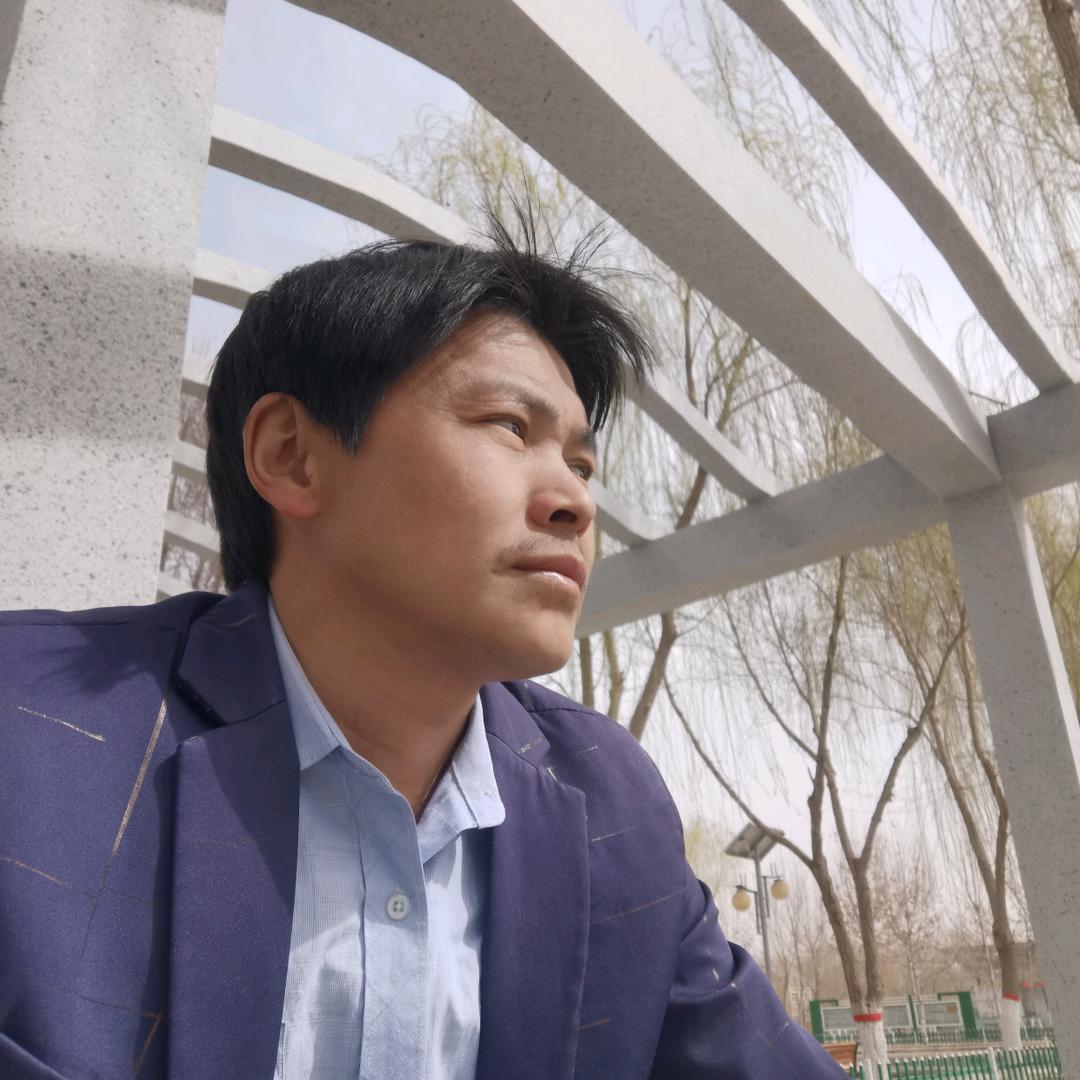 陈君挚诚情独钟 建心起伏舞较龙