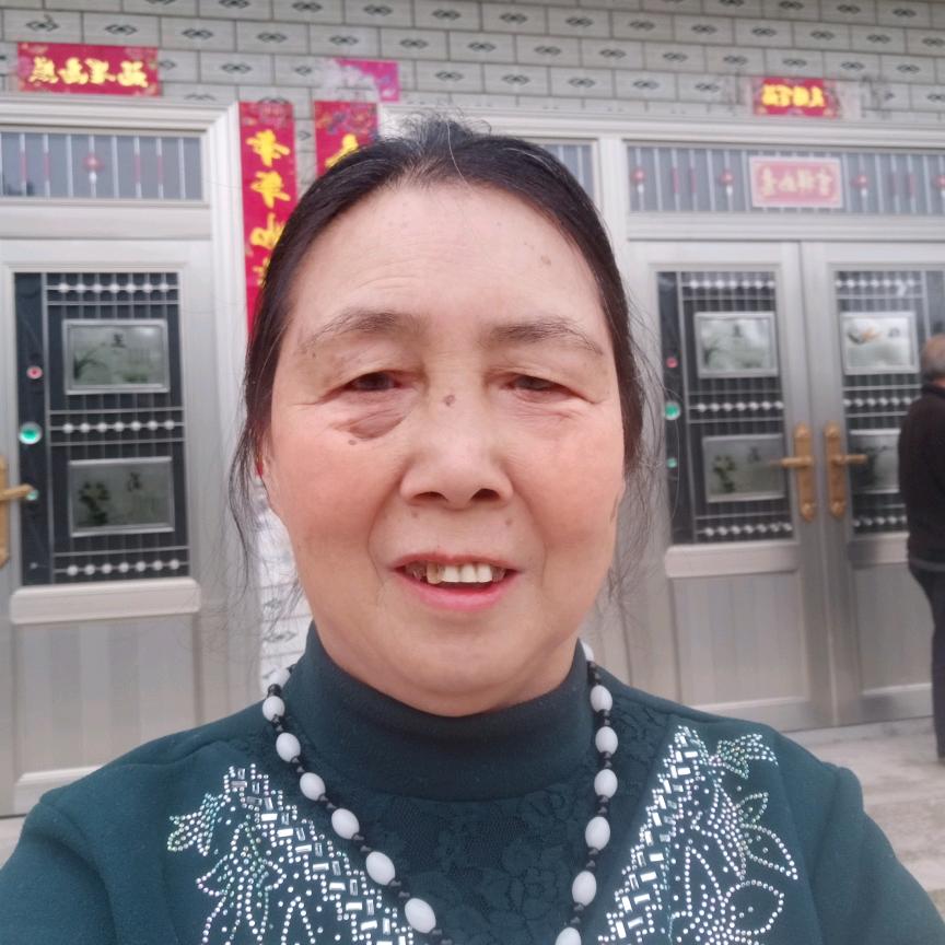 许明芬 77岁