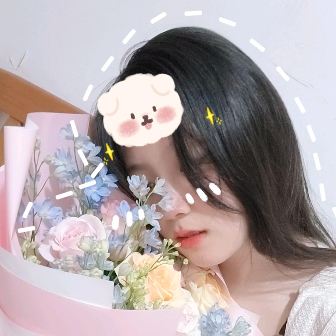 超乖的小财迷👧🏻✨