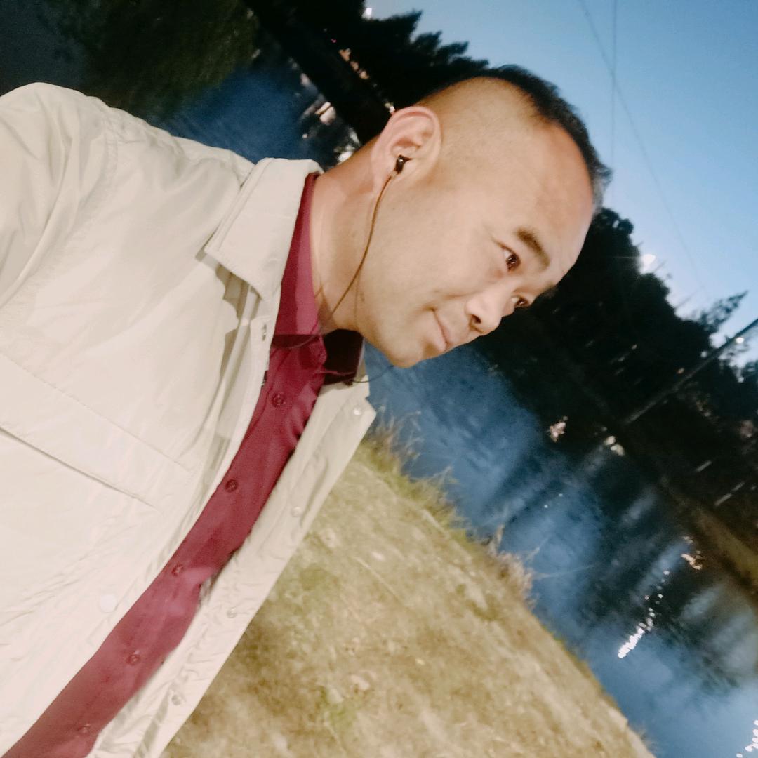 赵队。9米6冷藏车。