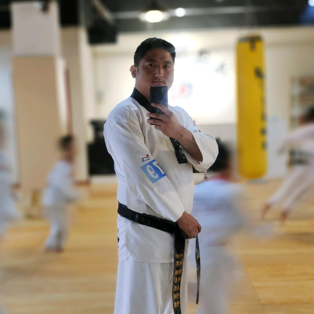 汉中鸿德跆拳道牛磊