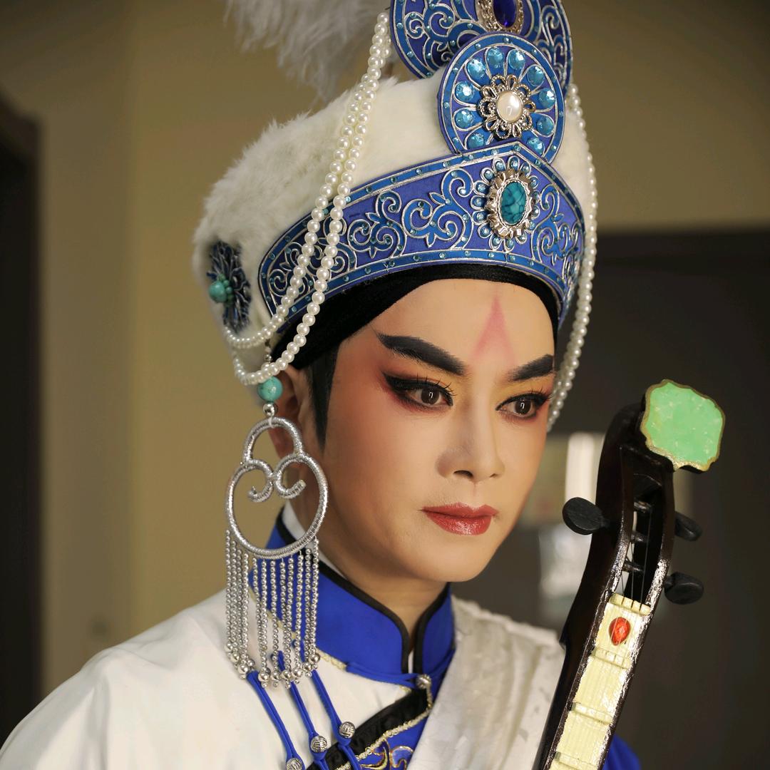 越剧演员赵志刚
