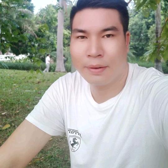 帅哥帅的一塌糊涂