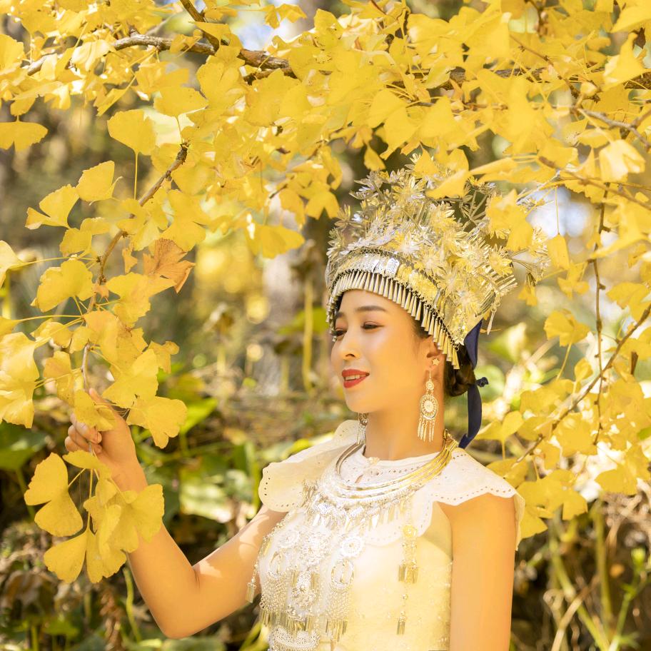 不美不萌不倾城