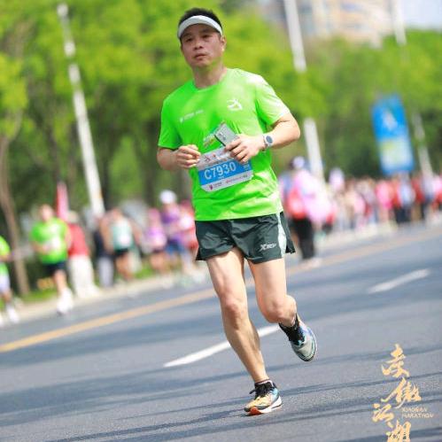 奔跑龙哥