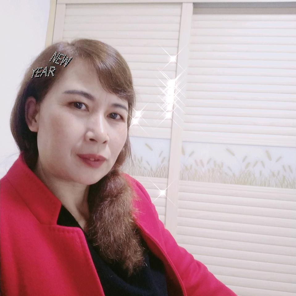 阿英y