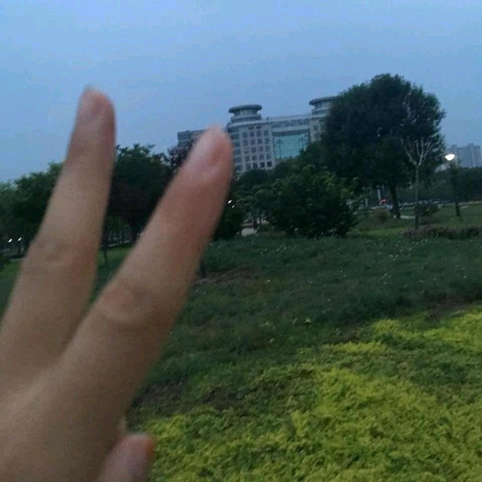 A'开心就好س