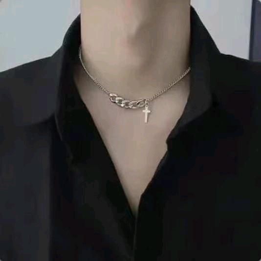 丶耳机分你一半