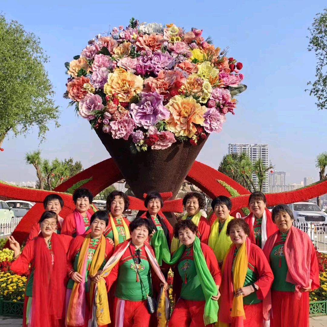 百花怒放