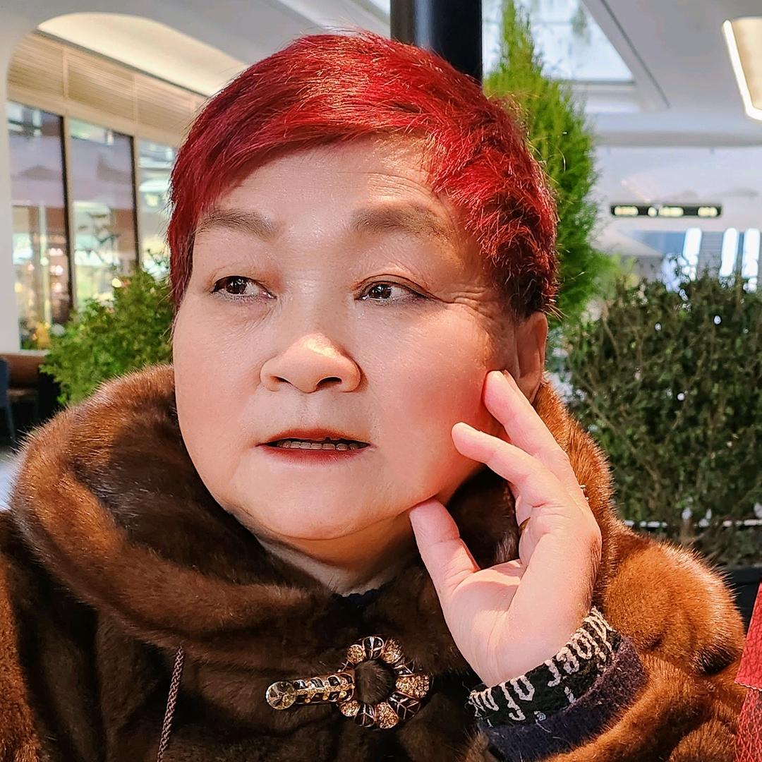 老洪