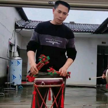 张春华三棒鼓收徒：（晚上六点准时开播）
