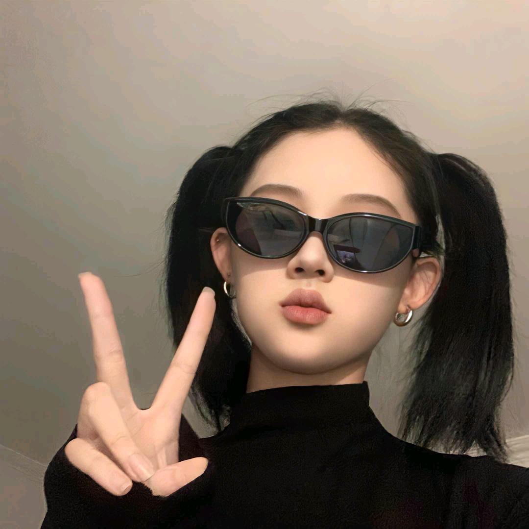 歆月