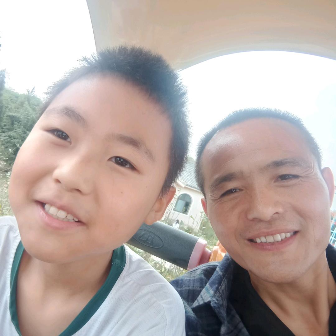 砸墙起地铲墙哥（实在人）