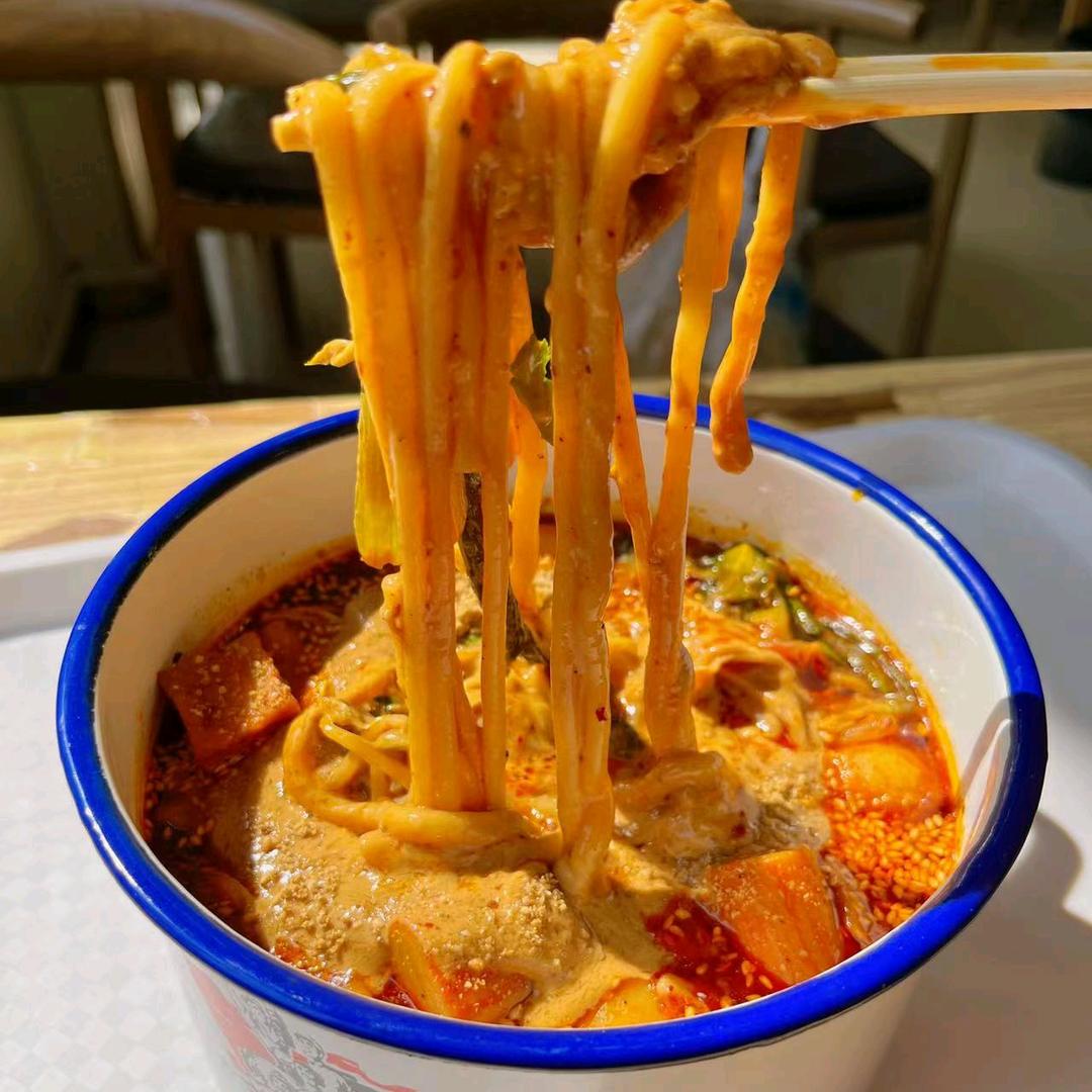 任丘任大人大茶缸老式麻辣烫