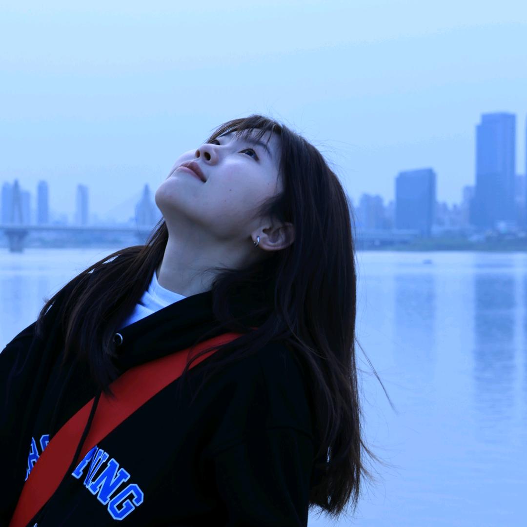 抱住小星辰.