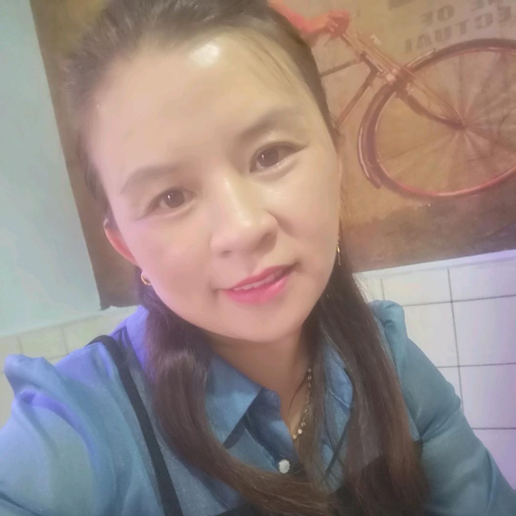 喜欢伤感歌的，朱朱@荟