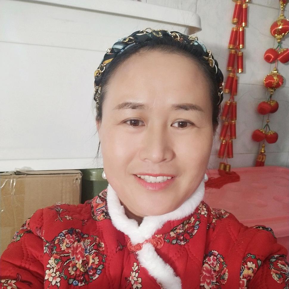 丽丽姐（每天晚上七点50开播。）