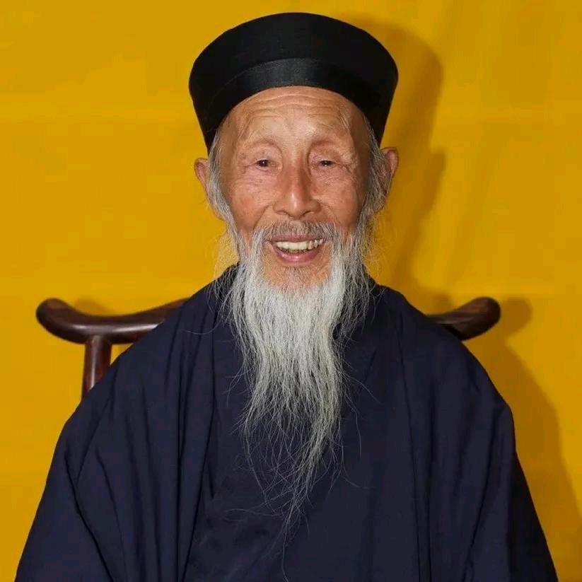 张至顺乾坤圈