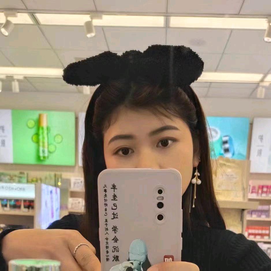 二妹😊😊😊