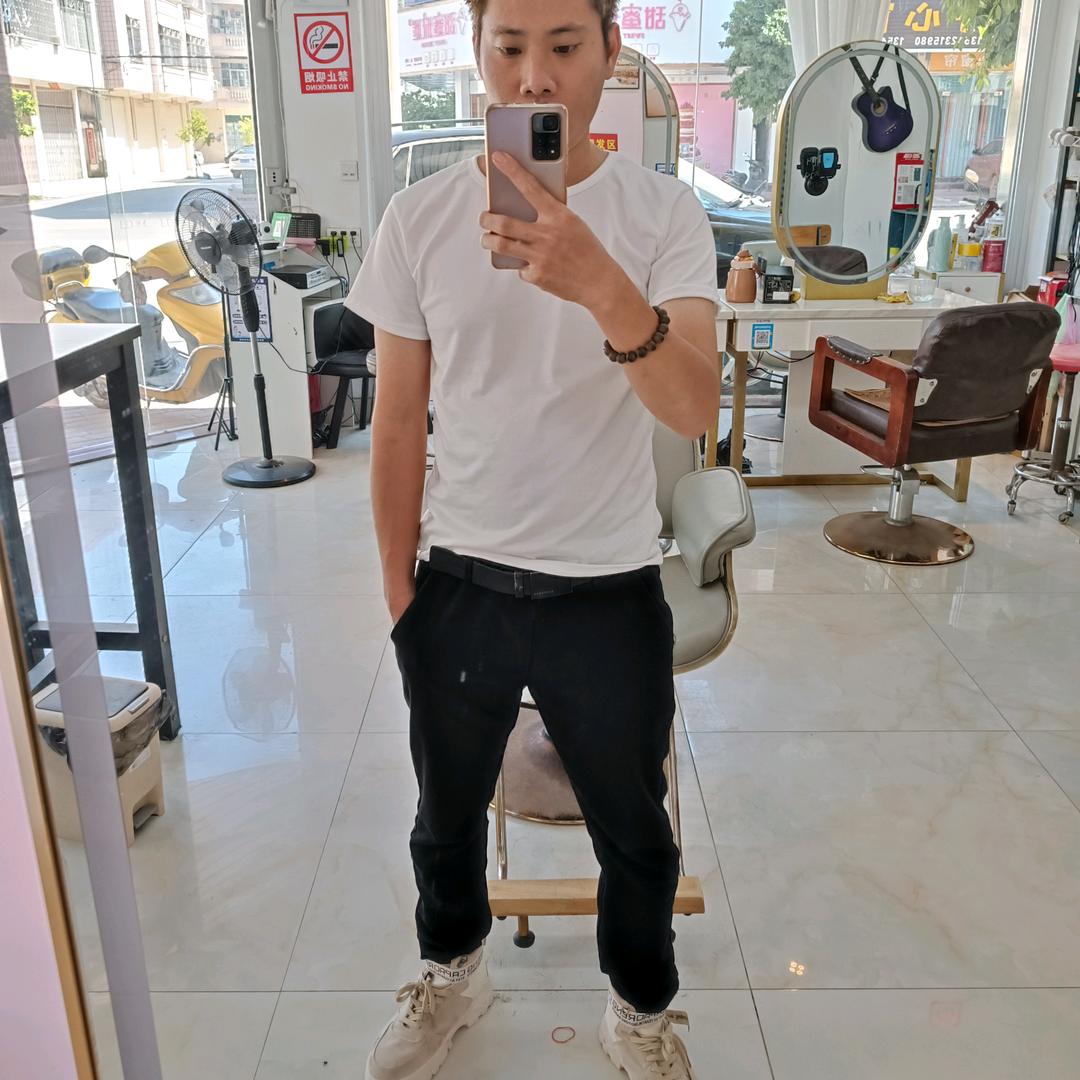 化州下郭LD网红发型店