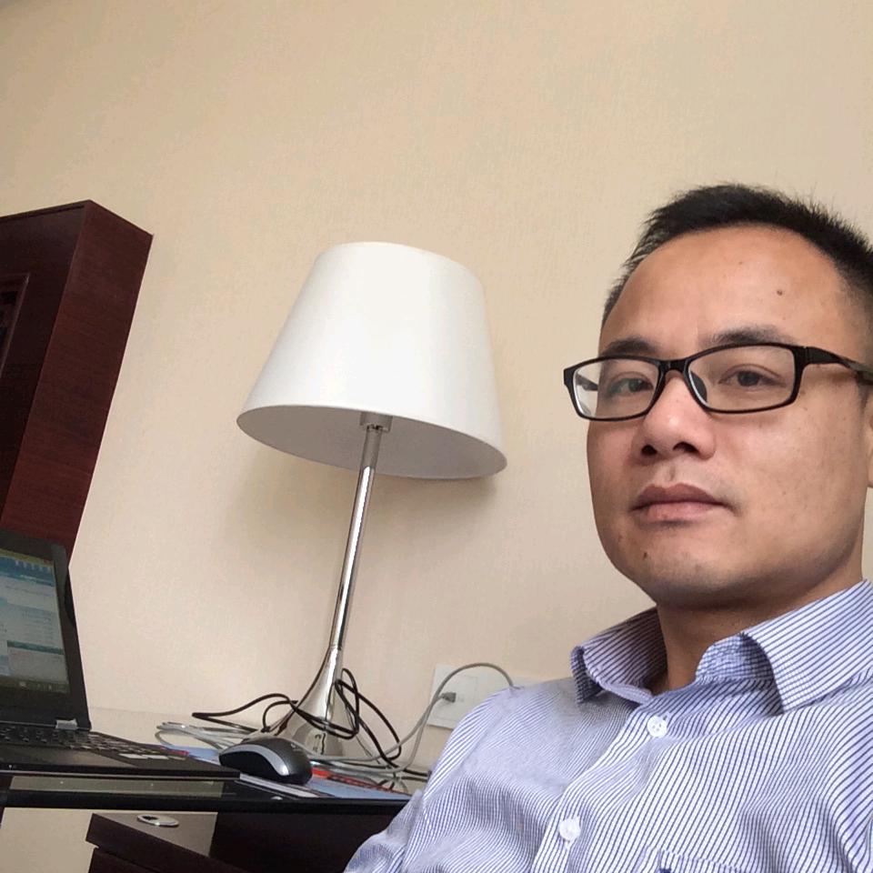 龙行天下，