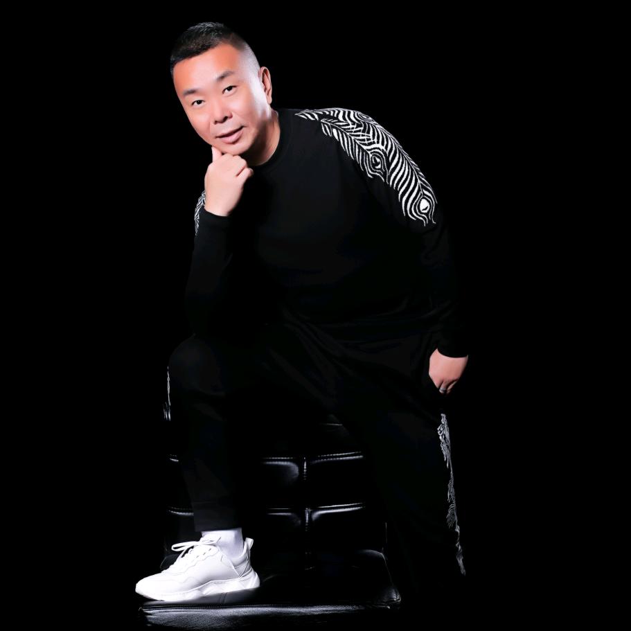 炫锋曳舞团.楠哥～锋哥