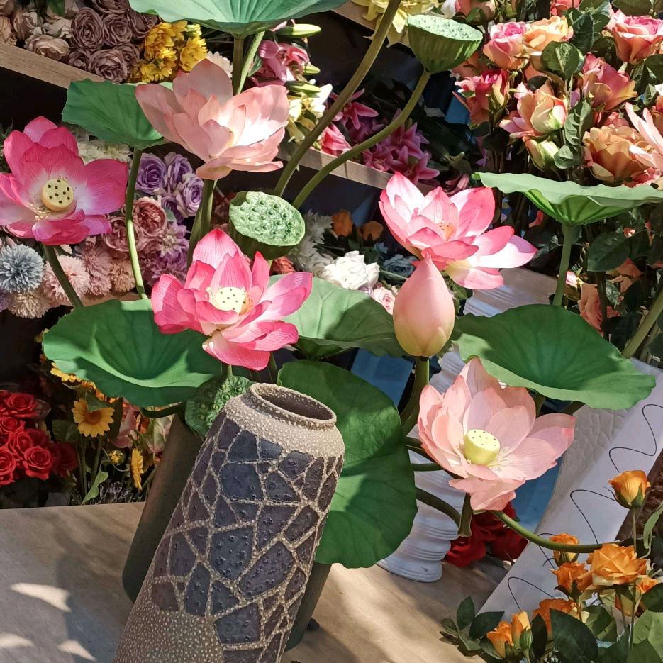 夏玲