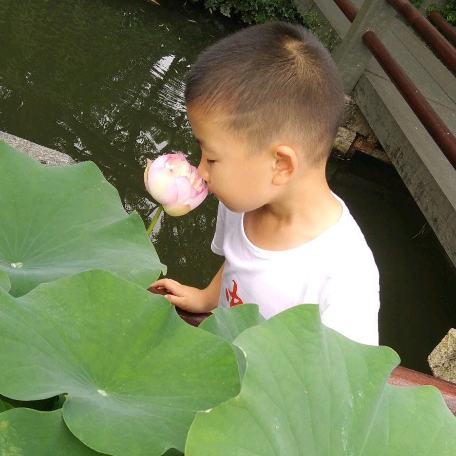 水润于欣