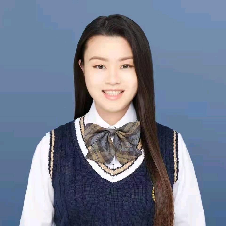冯莉（深耕观澜湖16年资深经纪人)