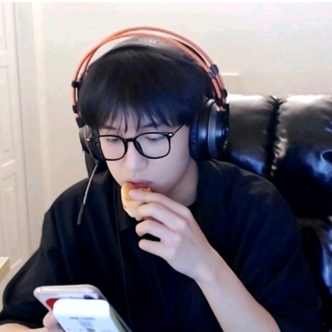 元元的脑袋