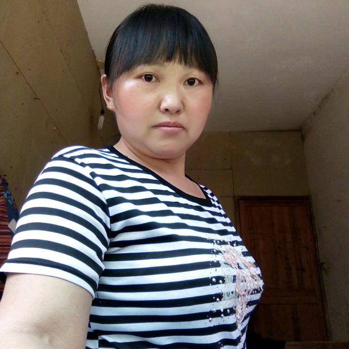 依婷