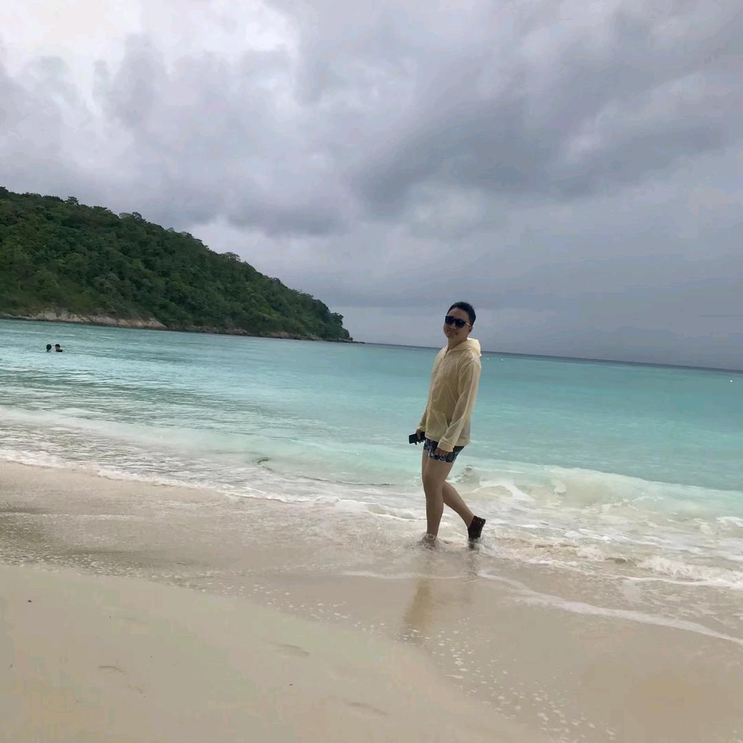 请叫我游底肉等2.36W人      ╲