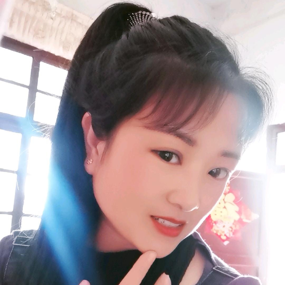 村妹爱唱歌