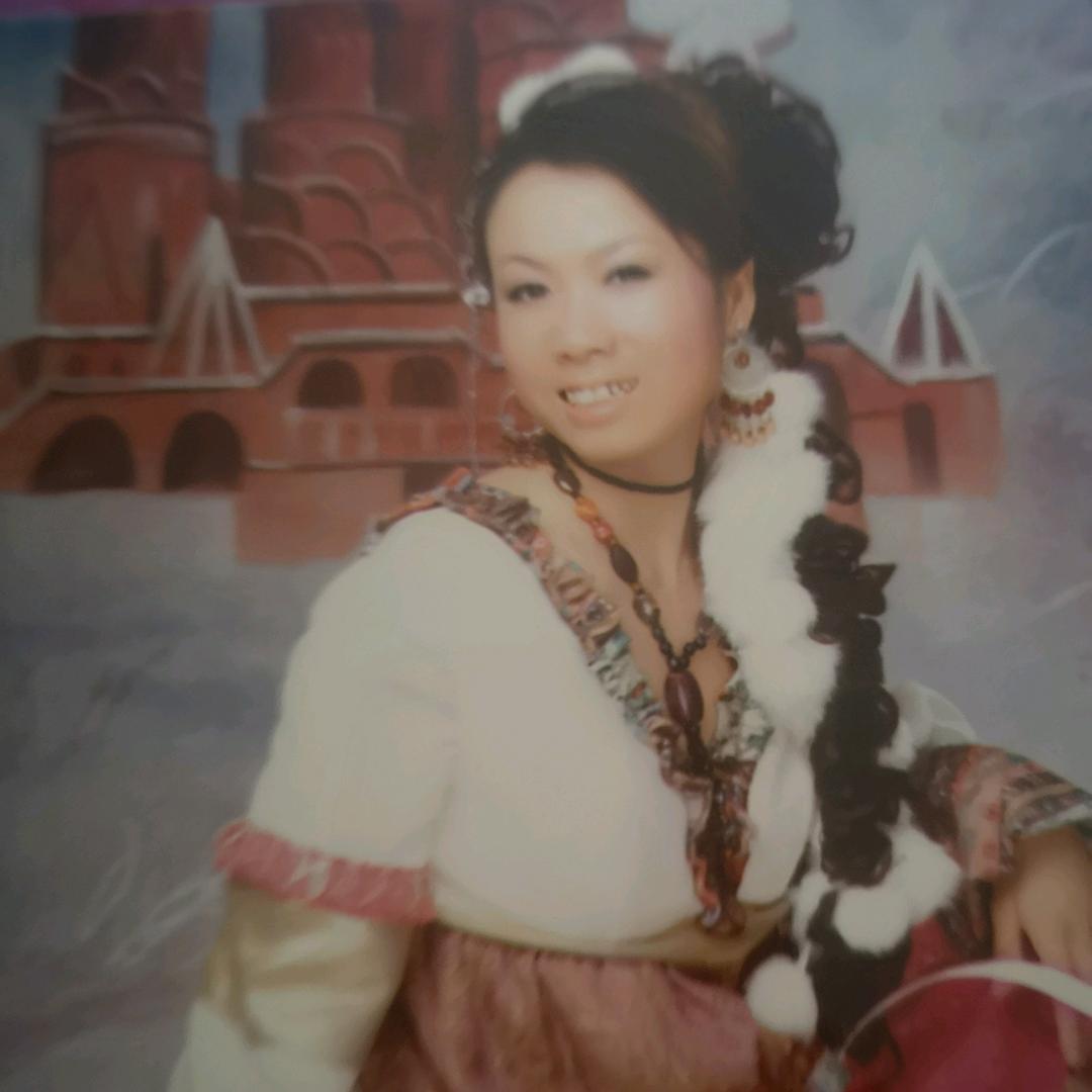 莲间鱼