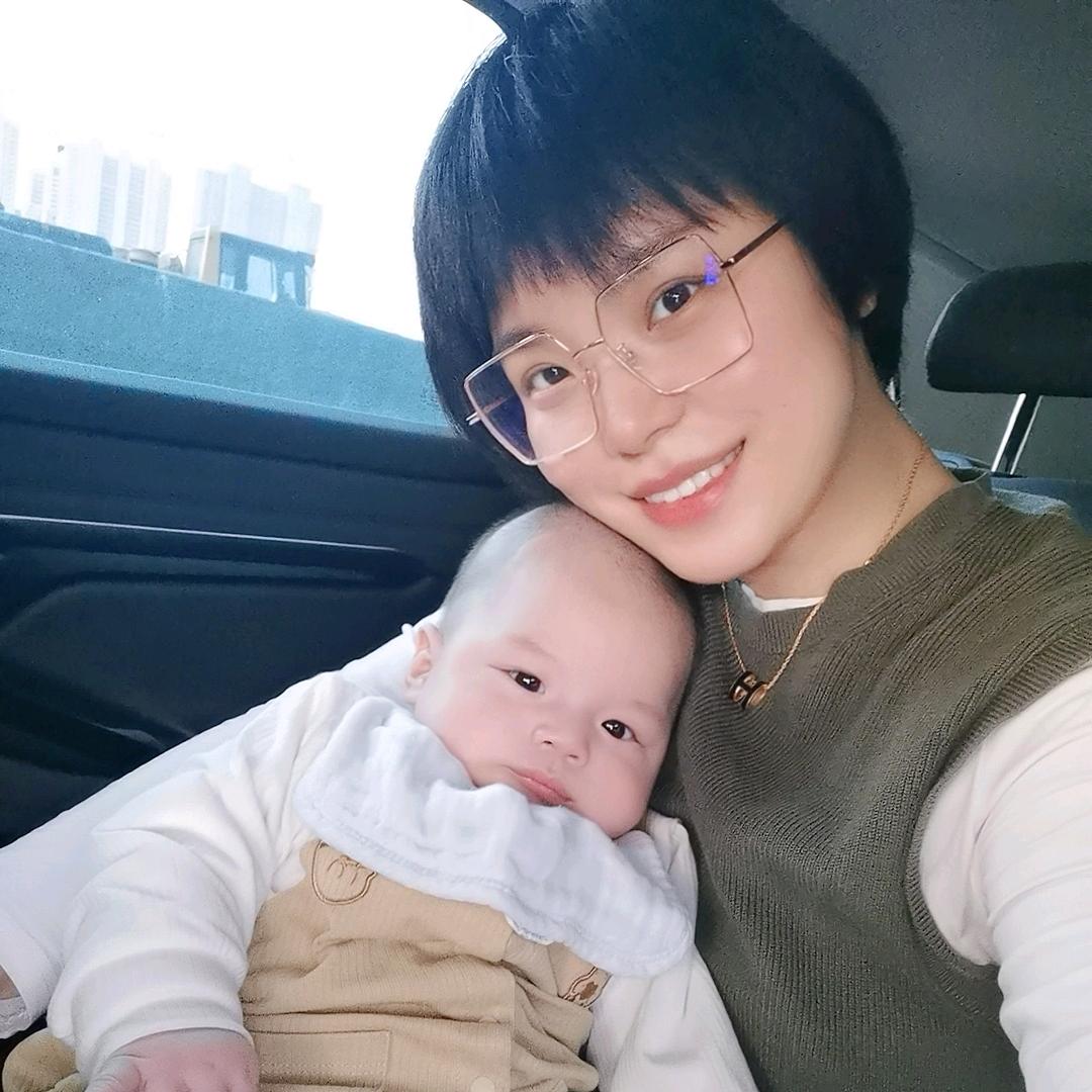 小橙子麻麻(龙湖白沙天街打工版）