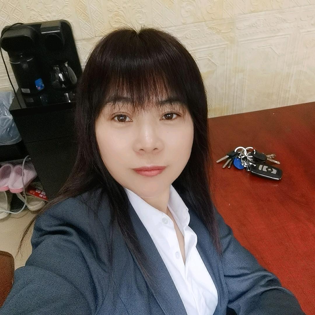 阿英。一个靠自己吃饭的女人