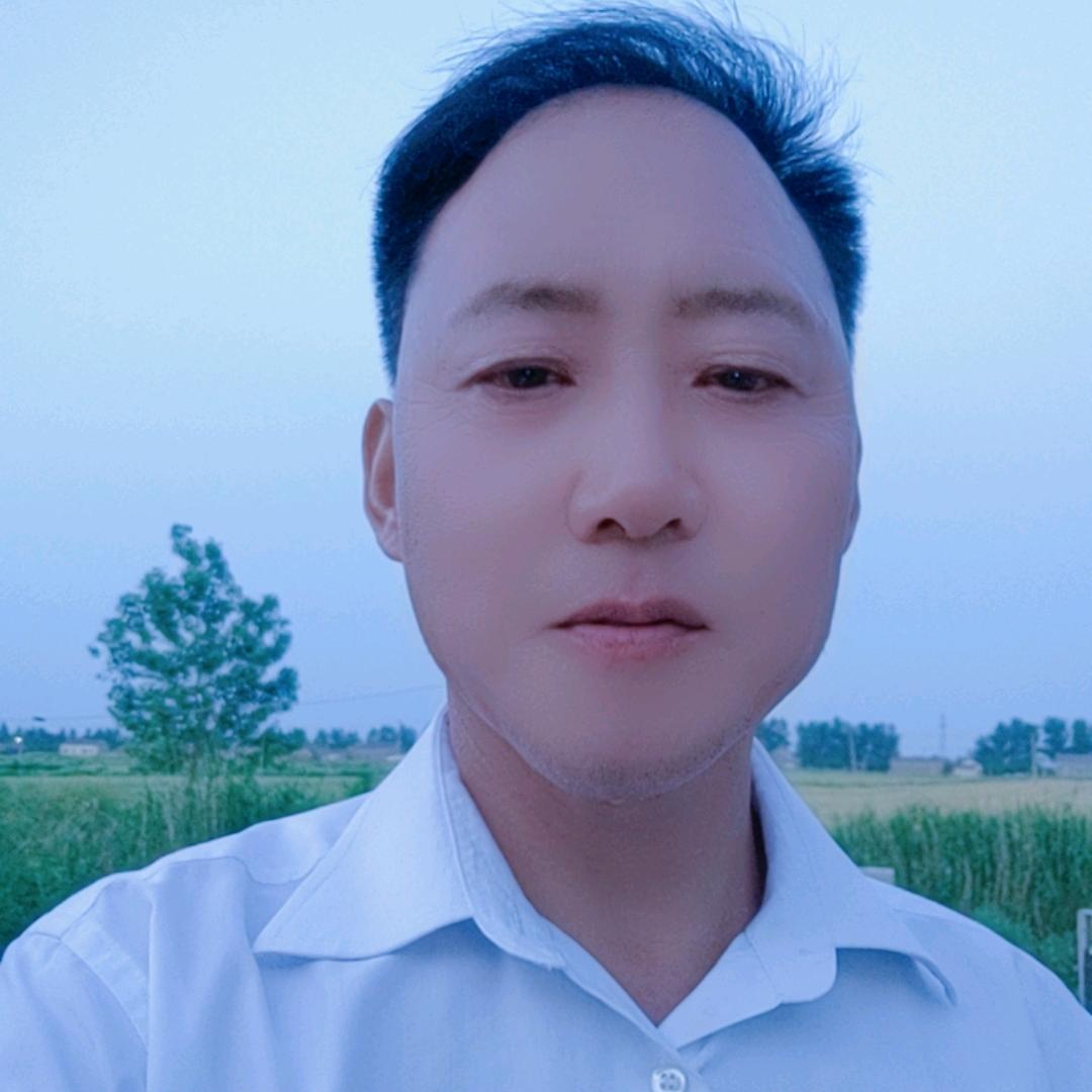 朱华