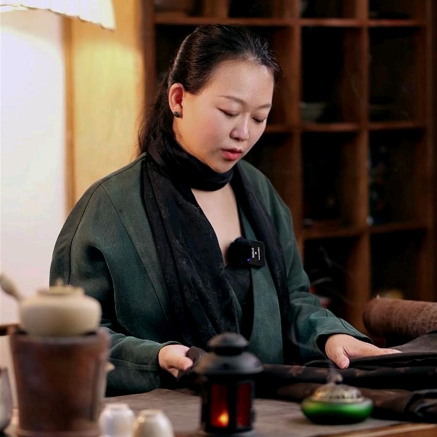 二十四慢（老料香云纱）