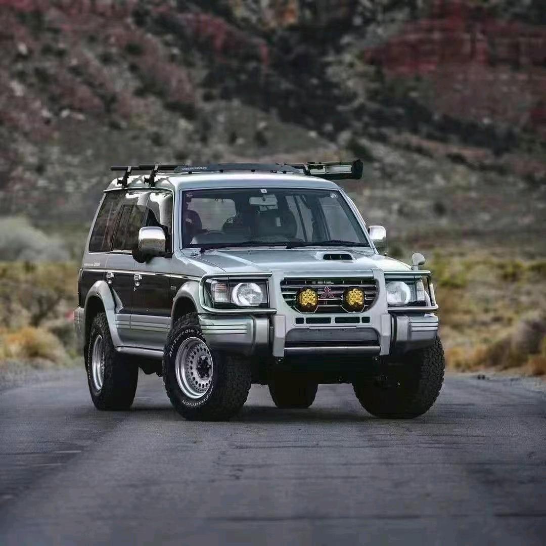 铭创四驱专赢越野车