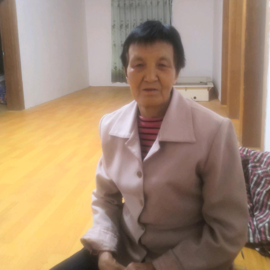 回龙观村，，，莫素清